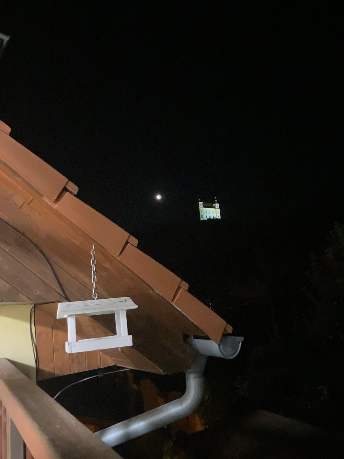 Zatmění měsíce v Moravském Krumlově